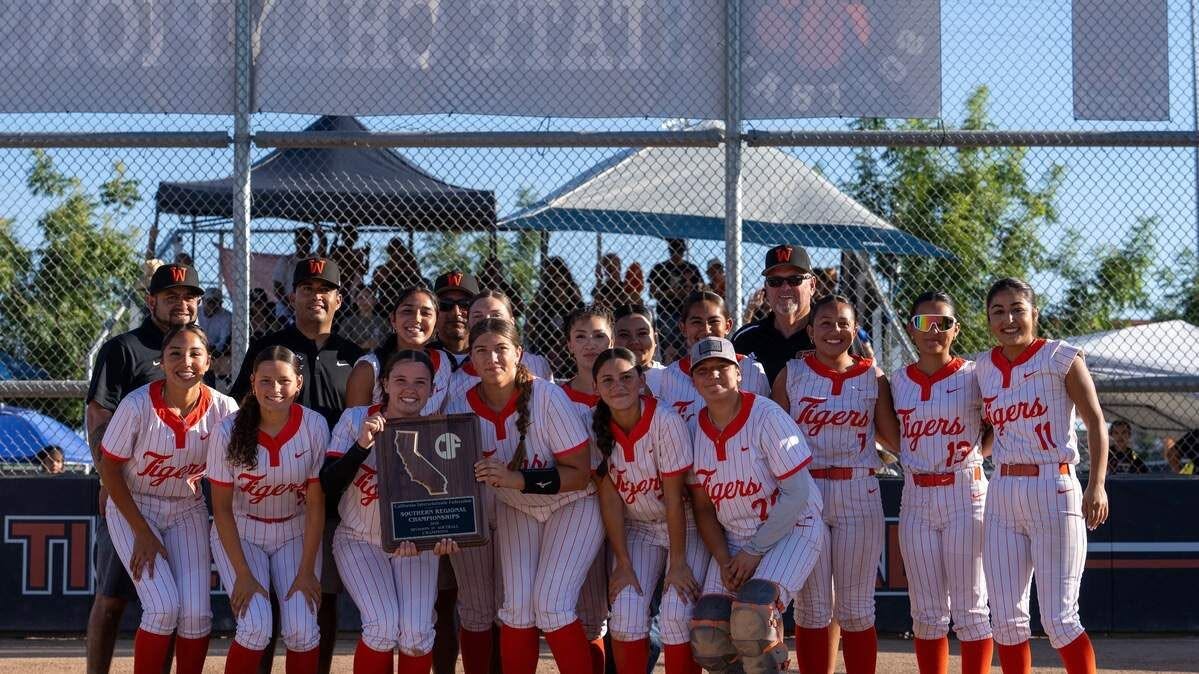 Woodlake High softball