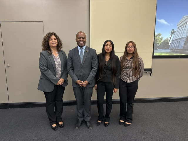 Lindsay trio with Tony Thurmond